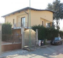 Case - Villa - via san rocco 49 - 10043