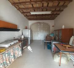 Appartamenti in Vendita - Casa indipendente in vendita a erice napola