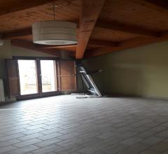 Appartamento in vendita a rosciano periferia