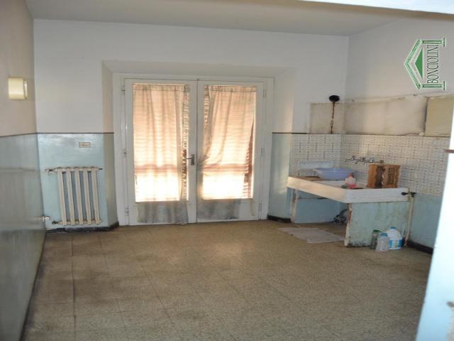 Case - Abitazione con laboratorio in vendita a monsummano terme
