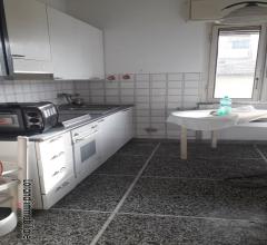 Case - Villa con giardino - a 12 km da lucca