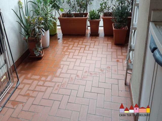 Case - Avenza bell appartamento con due camere