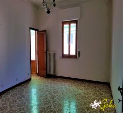 Case - Villetta 130 mq  semi-indipendente con giardino