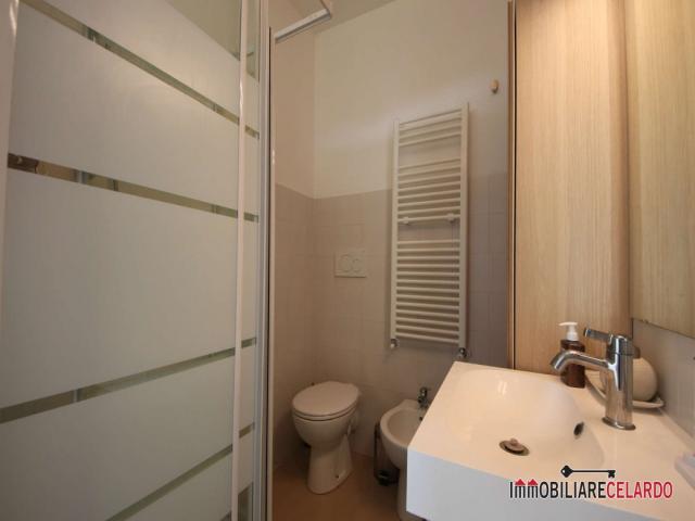 Case - Villetta 130 mq  semi-indipendente con giardino