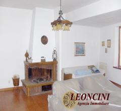 Case - Elegante appartamento in complesso residenziale zona servita
