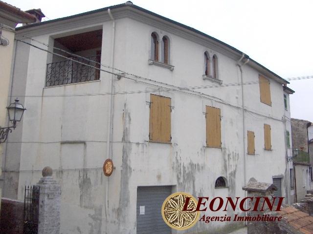 Case - Elegante appartamento in complesso residenziale zona servita