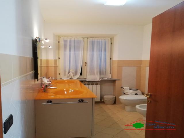 Case - Massa ufficio in zona centrale