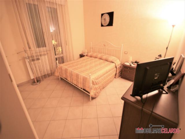 Case - Ampio appartamento con ingresso indipendente