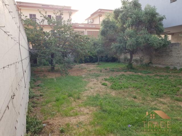 Appartamenti in Vendita - Terreno recintato di circa 500mq