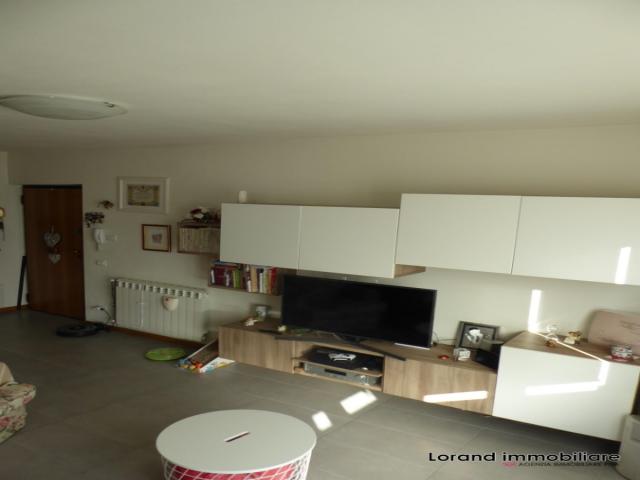Appartamento, 4 vani con posto auto Case - Appartamento, 4 vani con posto auto