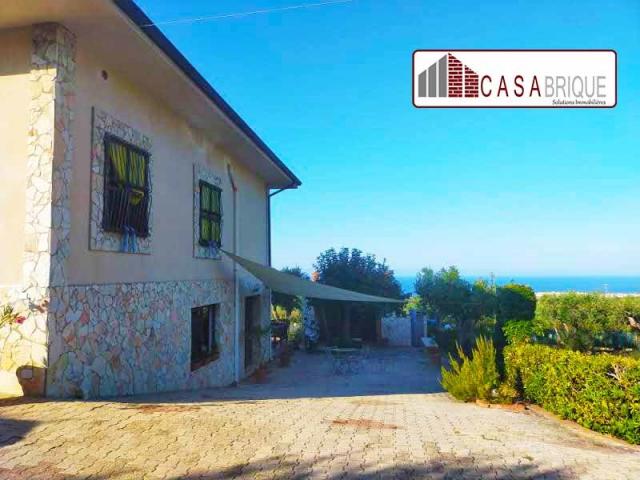 Case - Villa indipendente a casteldaccia