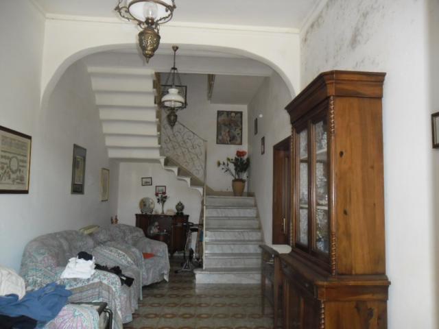 Casa indipendente con terreno