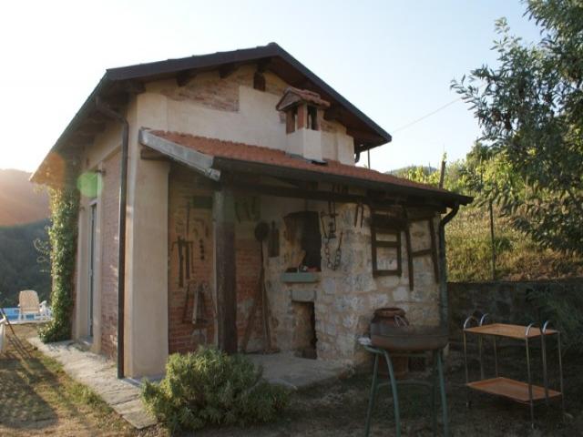 Case - Villa in sasso a casola