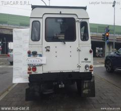 Auto - Land rover defender 90 2.4 td4 station wagon e