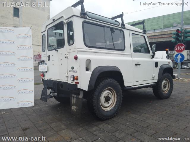 Auto - Land rover defender 90 2.4 td4 station wagon e