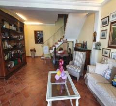 Appartamenti in Vendita - Villa indipendente ristrutturata- lanza di scalea/velodromo