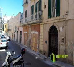 Case - Appartamento centrale con veranda via torraca