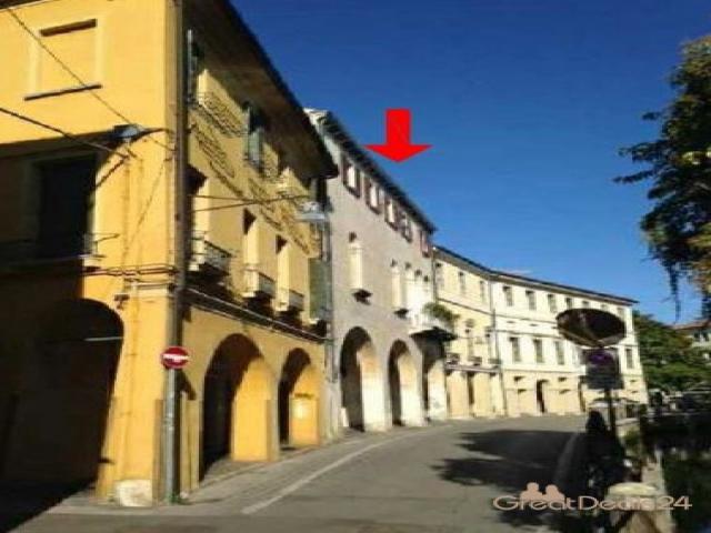 Case - Palazzo storico - via roggia, 12-14-16