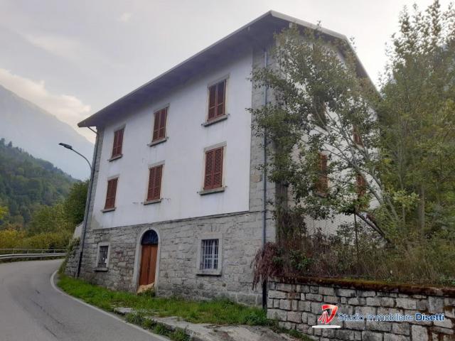 Case - Ponte di saviore vendesi casa indipendente con terreno