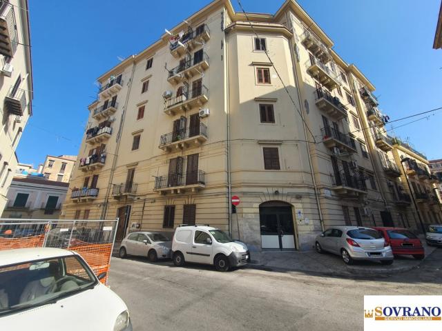 Case - Oreto/tukory/perez/policlinico: appartamento 3 vani 4° piano