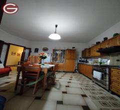 Appartamenti in Vendita - Casa indipendente in vendita a cittanova centrale