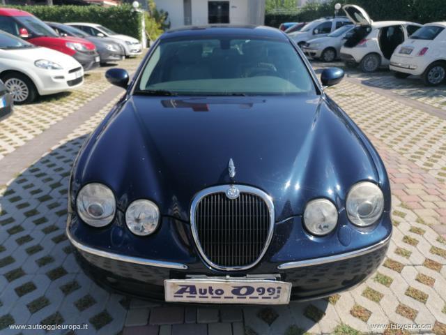 Auto - Jaguar s-type 2.7d v6 executive