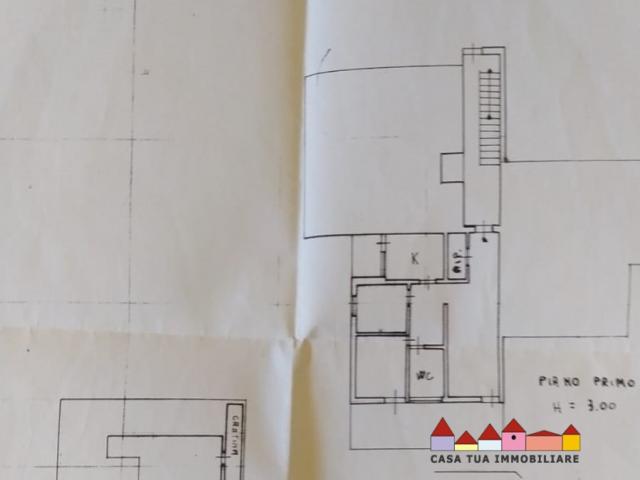 Case - Carrara località montia appartamento con ampia terrazza