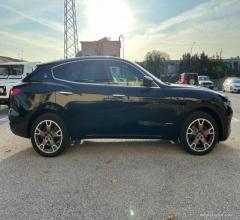 Auto - Maserati levante v6 diesel 275 cv awd gransport