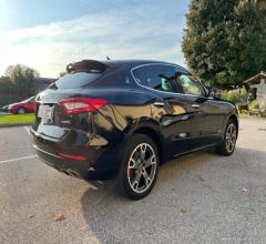 Auto - Maserati levante v6 diesel 275 cv awd gransport