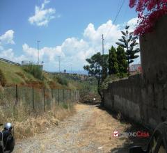 San filippo inferiore ampio terreno 2200 mq con piccola struttura indipendente