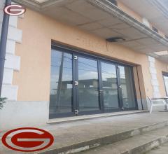 Locale commerciale in vendita a taurianova centrale