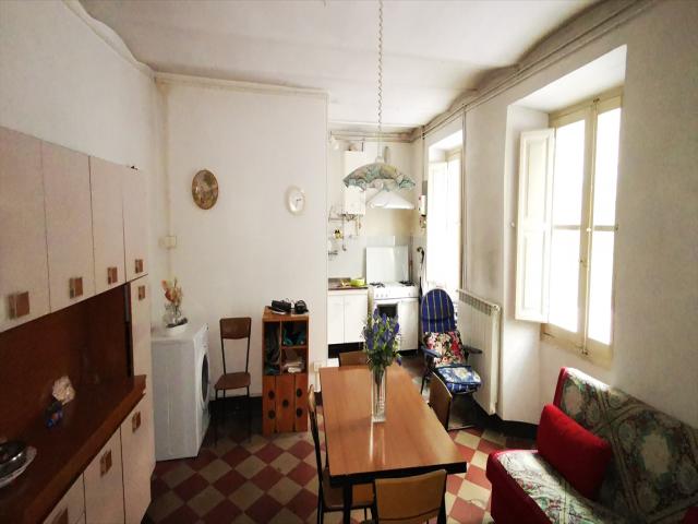 Appartamenti in Vendita - Casa indipendente in vendita a chieti centro storico