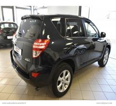 Auto - Toyota rav4 crossover 2.2 d-4d 150 cv exclusive