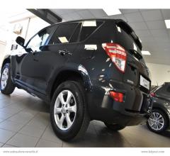 Auto - Toyota rav4 crossover 2.2 d-4d 150 cv exclusive