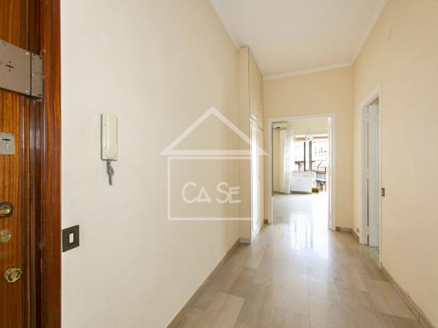 Case - Battistini, appartamento in comprensorio privato