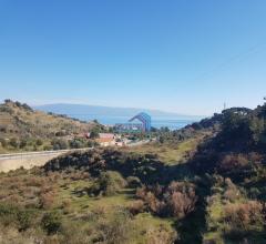 Case - Terreno panoramico a soli 700 metri dal mare.