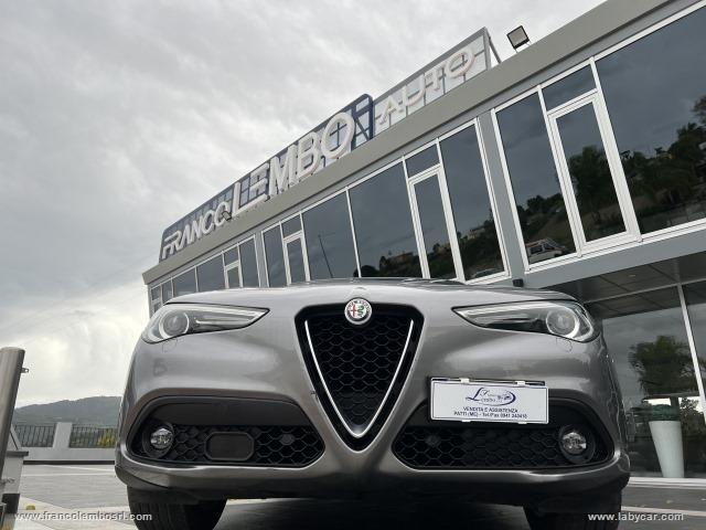 Auto - Alfa romeo stelvio 2.2 t.diesel 180cv at8 rwd super