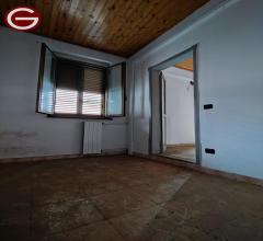 Appartamenti in Vendita - Casa indipendente in vendita a anoia zona semicentrale