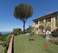 Villa con vista mare della versilia