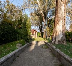 Case - Casolare ristrutturato nella campagna di lucca