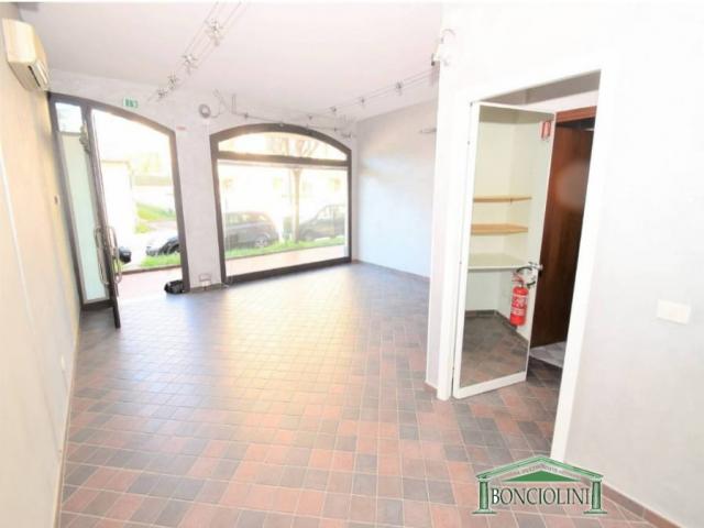 Case - Negozio in affitto a pieve a nievole