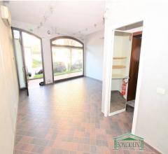 Case - Negozio in affitto a pieve a nievole