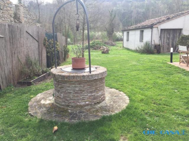 Case - Casetta indipendente con giardino
