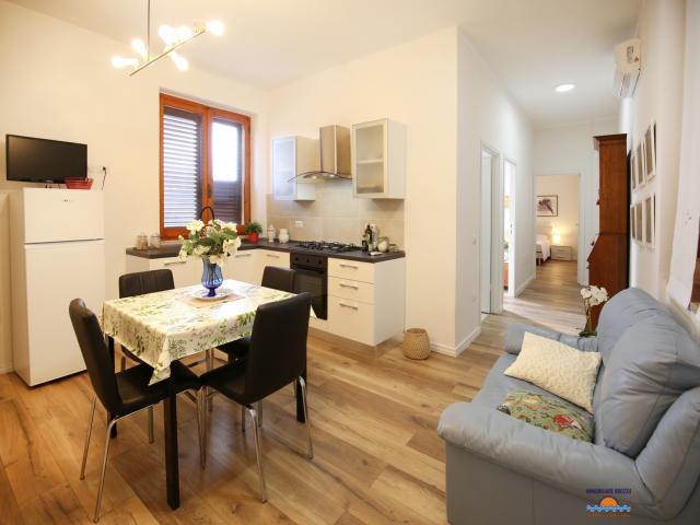 Case - Casa indipendente trilocale vista mare al centro di castelsardo