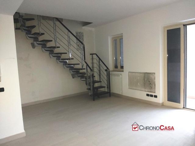 Case - Minissale, valle verde, appartamento con mansarda