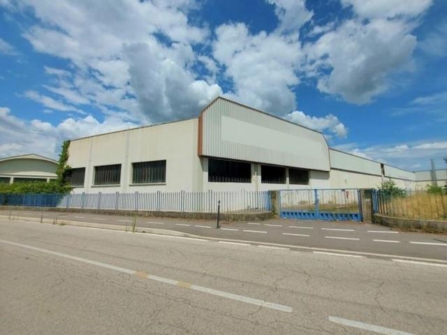 Case - Gaiarine (tv) - complesso industriale con uffici e terreni