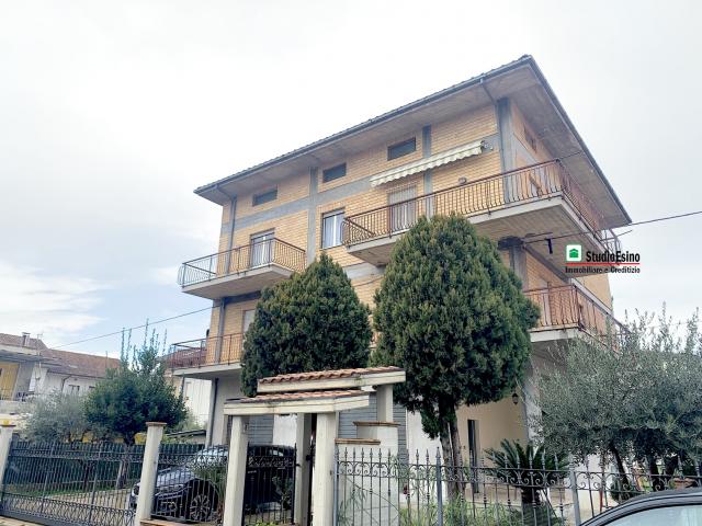 Case - Casa singola con giardino a stella di monsampolo