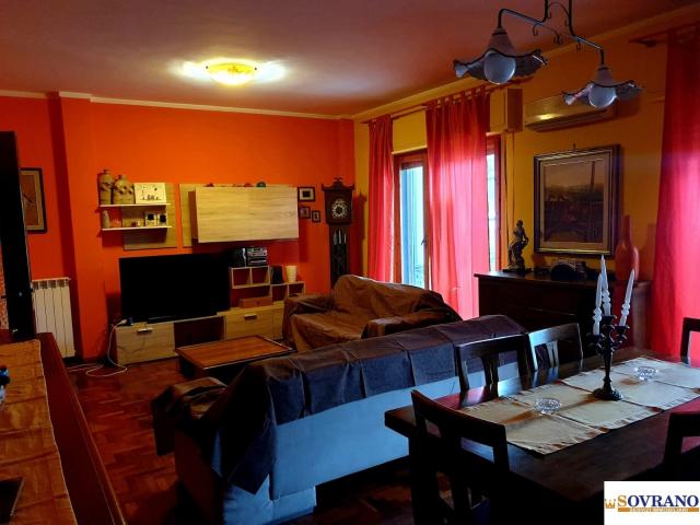 Case - Via san lorenzo/strasburgo: 5 vani piano 5° con posto auto
