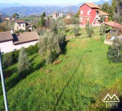 Case - Terreno edificabile panoramico e vicino ai servizi
