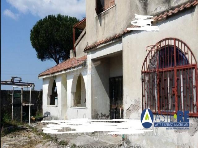 Abitazione di tipo economico - via gari snc Case - Abitazione di tipo economico - via gari snc